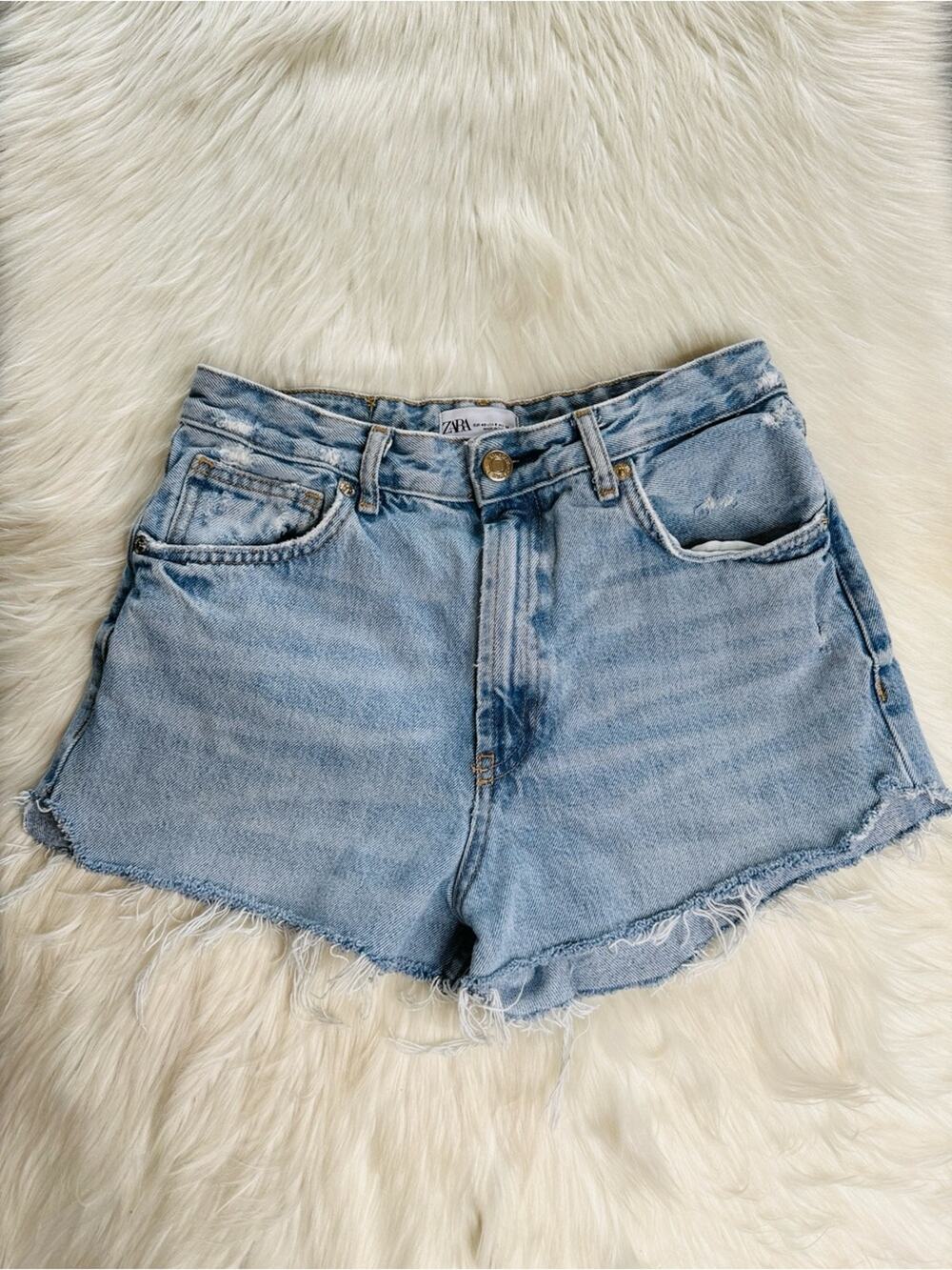 Zara High Rise Light Wash Denim Cut Offs